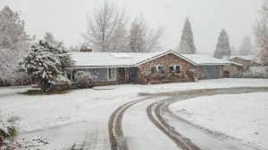 Snowy days discourage house hunters 